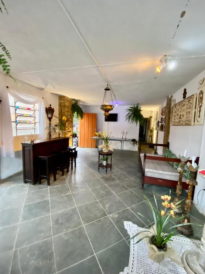 Hostel Dona Generoza Araquari Eksteriør billede